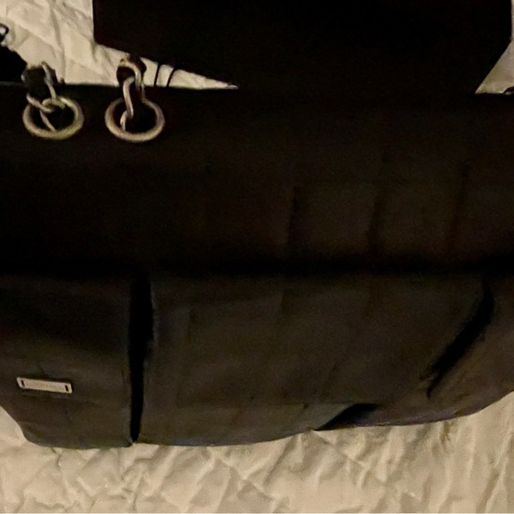 CHANEL HORIZONTAL QUILT MEDIUM BOY BAG - Picture 16 of 16